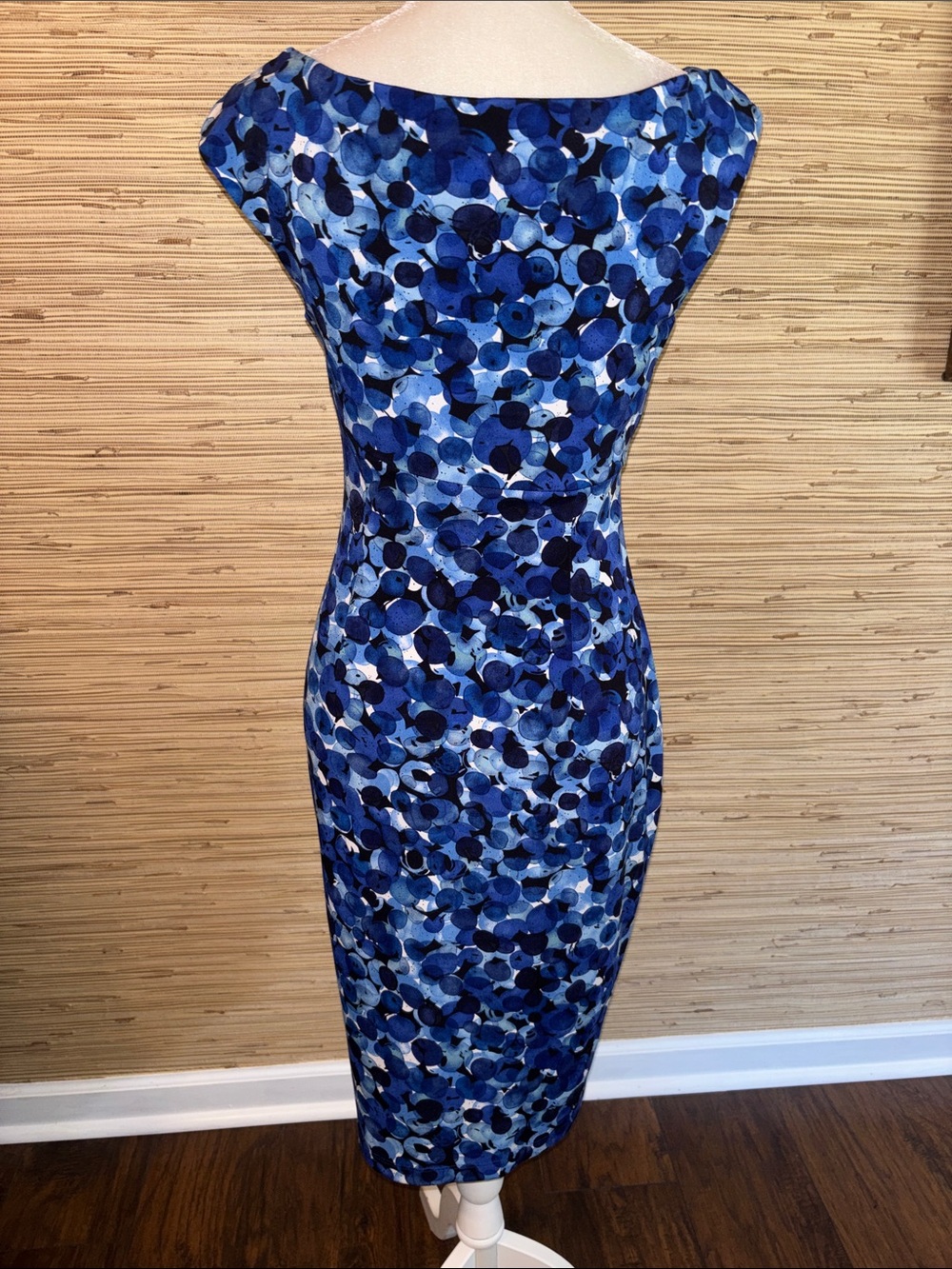 Connected apparel Blue Printed Sheath Dress - Elegant Knot Detail size 8 EUC! - Picture 4 of 9
